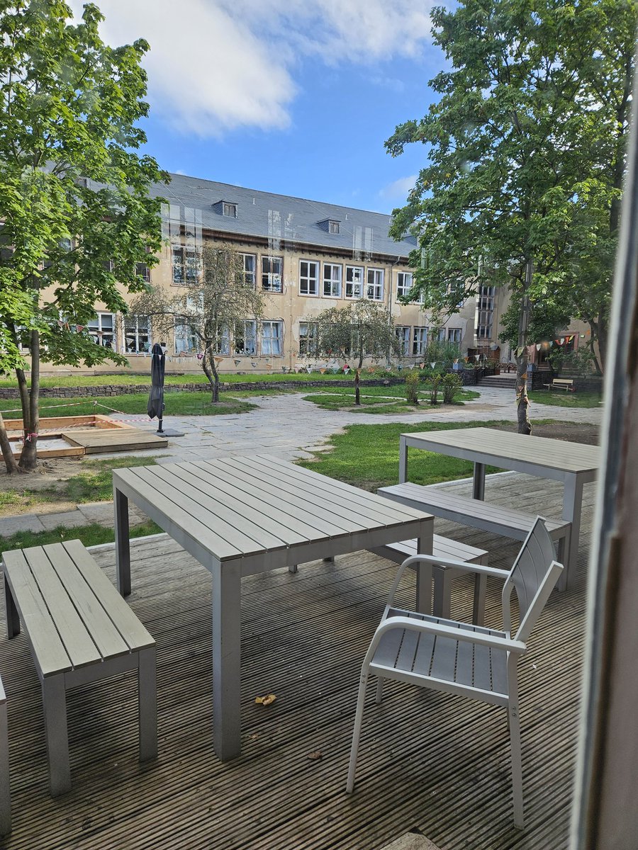 Jetzt geht's los. Start in den Samstag beim #echal23 #educamp im <a href="/Riesen_klein/">Riesenklein</a> Ein ganz wunderbarer Ort☀️ Danke, dass wir hier sein dürfen🙏