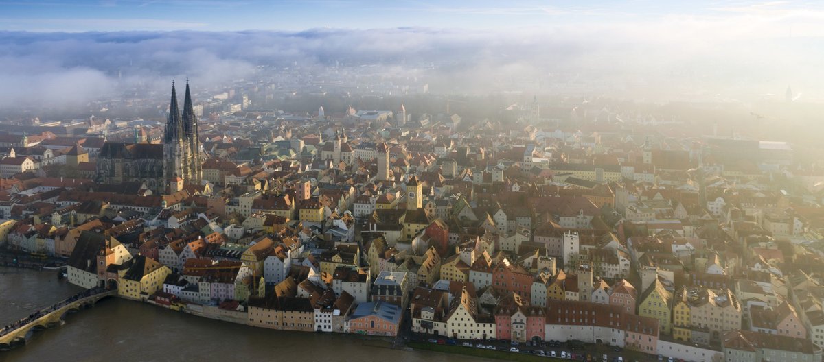 Excited to welcome almost 700 economists for #VfS_conference2023 #VfS_150 at <a href="/uni_regensburg/">Universität Regensburg</a> <a href="/vwl_regensburg/">VWL Universität Regensburg</a>! Looking forward to exciting talks, policy panels, keynotes, and meeting old and new friends. Huge thanks to #JürgenJerger and his team for the local organization!