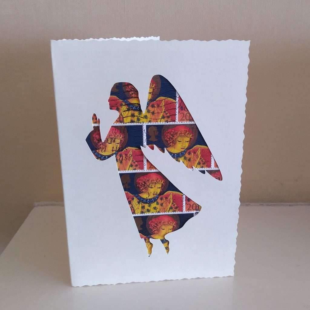 EGLR1's tweet photo. Beautiful handmade card, using postage stamp art.
£4.25 plus postage 

https://t.co/crFcRO0v7B
#christmacards
#UKGiftHour 
#MHHSBD https://t.co/RjQM1Or2ke