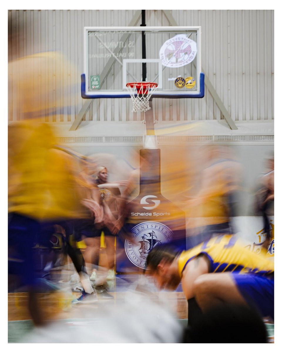 frames_by_davis's tweet photo. Friday night stills🏀📸 
@bkventspils - @olimpasbasket https://t.co/1Gm3II5VIo