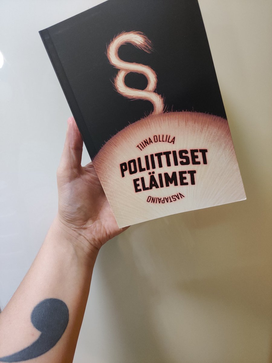 Tiina_Ollila's tweet photo. Hei kaikki pienet poliittiset eläimet X:ssä! 🐽

Tietokirjani eläinoikeuksista ja eläinpolitiikasta on just tullut painosta. 

Seikkailen sen kanssa mm. Turun ja Helsingin kirjamessuilla. Saa nykiä hihasta! 

Tilattavissa @OVastapaino https://t.co/tSOgzWzxad https://t.co/wE8HEDDpwD