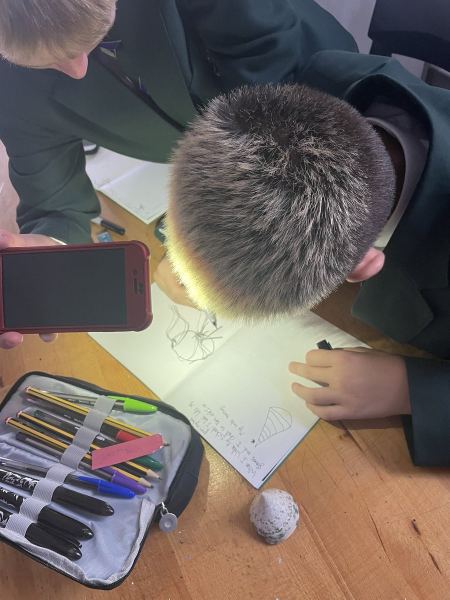 Staffaburdon's tweet photo. Really impressed by 7P today , great teamwork and concentration for wire shadow drawings #dhsbartstars https://t.co/HzUiaBHEXs