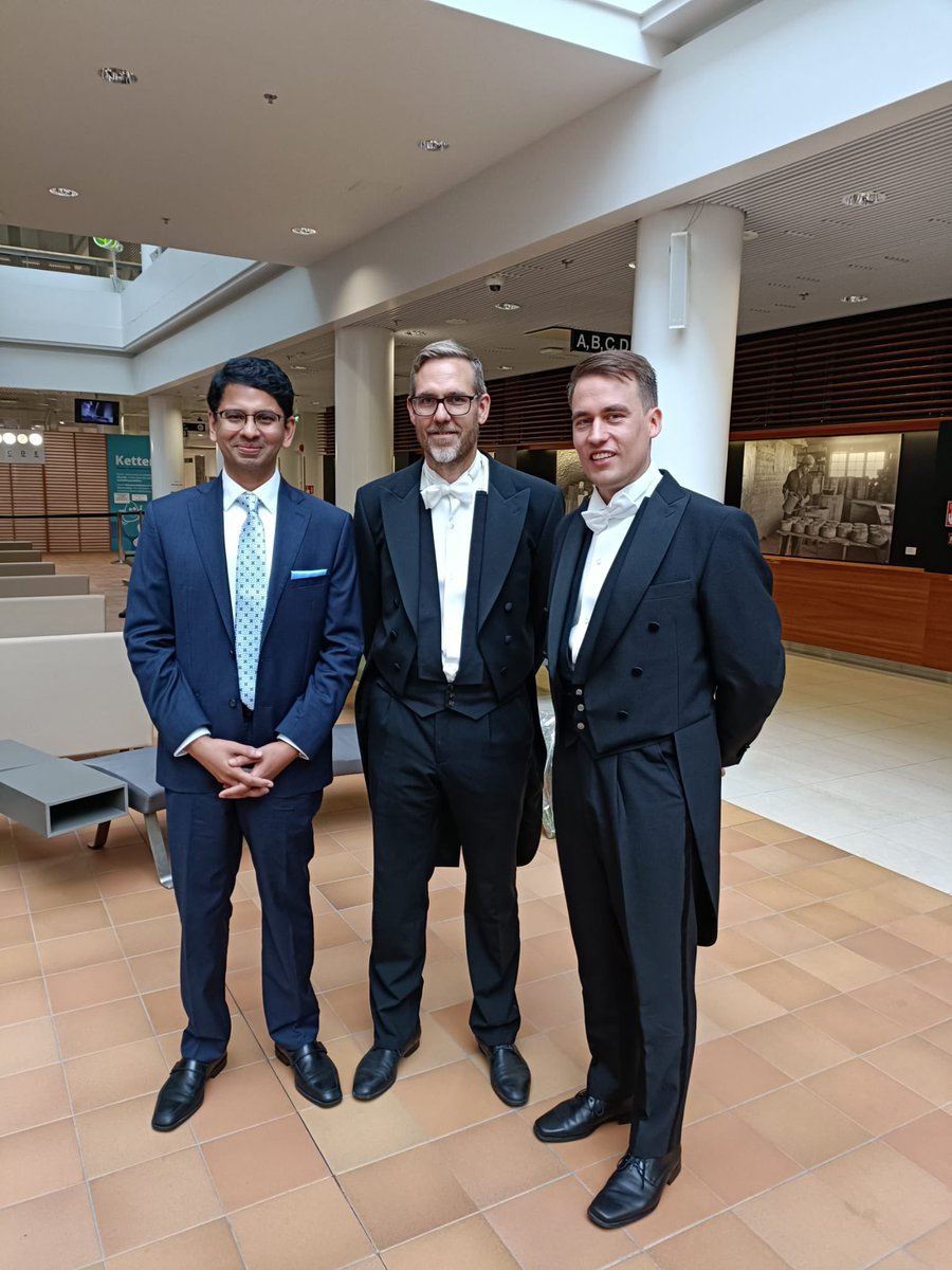 NurminenPT's tweet photo. Thank you @UroDocAsh for the tough, teachful and very pleasant discussion in my doctoral dissertation yesterday @UniTurku Thank you for my supervisors @TurkuUroOnc @KaipiaAntti and for the whole team behind all the work! https://t.co/aCBDq1Zlqz