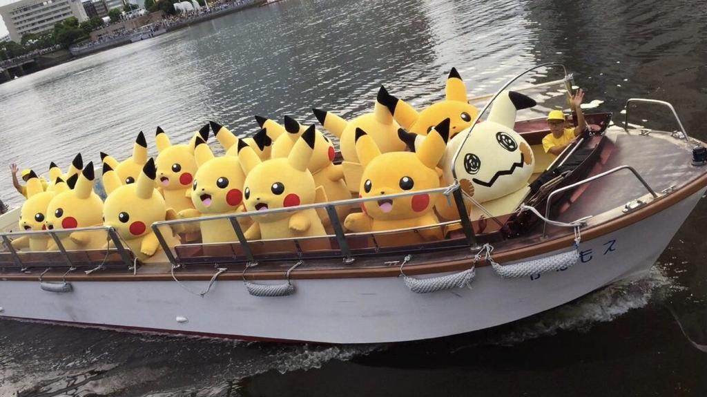 CanExplore's tweet image. That one person on the school trip: