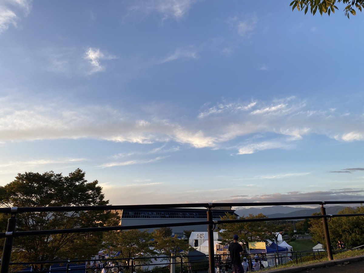 trainermotu's tweet photo. 中津川涼しくなってきたなー
#中津川ソーラー
#ソーラー武道館 https://t.co/ZfzrjgHaWa