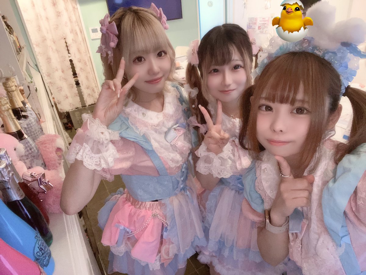 Lillia_hiyoko's tweet photo. ひとりちゃん、みくるちゃん卒業😭今日！！絶対来て！！ https://t.co/LnUhppdEqp