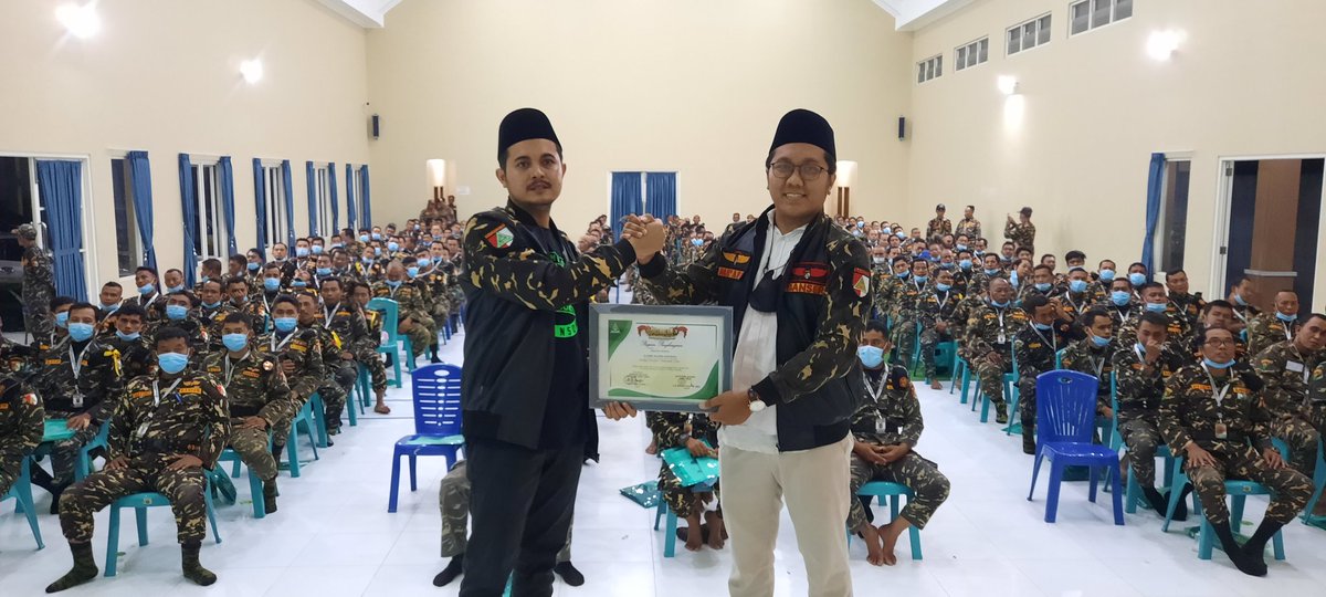 ChHuda5's tweet photo. Sugeng Milad Habib @mahdikherid Ketua Badan Siber Ansor jatim 
Panjang umur, sehat selalu &amp; senantiasa dalam keberkahan-NYA
Aamiinn🤲 https://t.co/4KnRMaRTuT