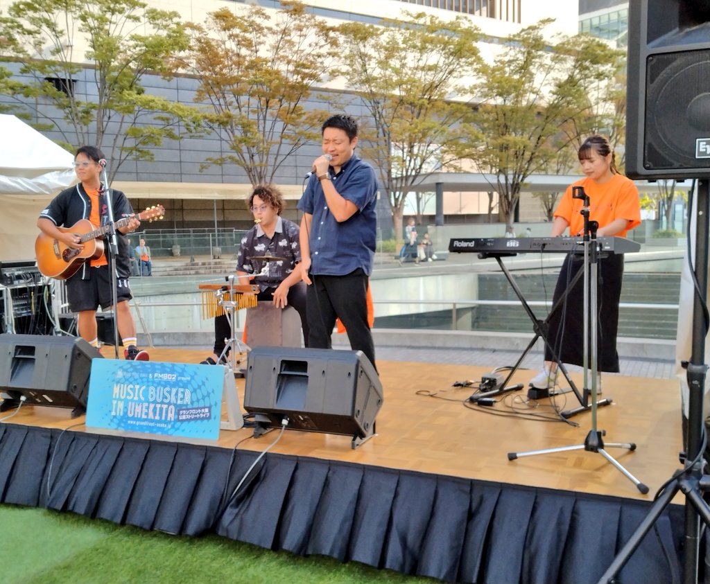 usj_cookie's tweet photo. Amusing4 inアウトドアフェスタ♪

お疲れ様でした👏👏👏👏
1ステージ目2ステージ目、両方楽しかった！！
久しぶりの4人ver.やっぱりさいこー⸜(*ˊᗜˋ*)⸝
たんぽぽ聴けて嬉しかった😊 https://t.co/sUYmmlJne5