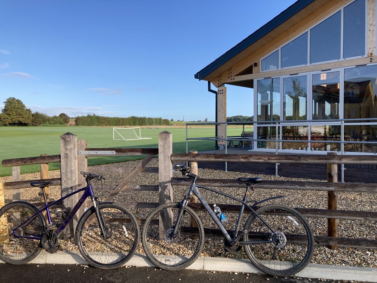 Beautiful day for a cycle #RaceforRecipients. Outside <a href="/CampdenCricket/">Chipping Campden CC</a> where we will be hosting <a href="/ETransplantC/">🏏England and Wales Transplant Cricket🏏</a> next year for Franks Game on what would have been his 18th birthday.

Plse consider organ donation you can share your wishes here tinyurl.com/R4RODR

#BeMoreFrank