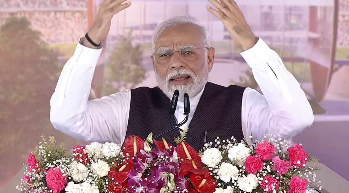 BJP4India's tweet photo. ॐ नमः पार्वती पतये, हर-हर महादेव!