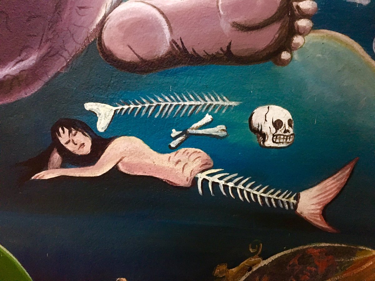jigokudera's tweet photo. タイの寺院に描かれた人魚の壁画。すごく好きな絵なので、私のパソコンのデスクトップはもう7年くらいずっとこれ。 https://t.co/oLuSNyfRGh