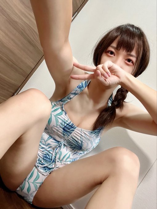 涼しくなってきたね☺️夏の思い出に水着👙 超巨大極太ディルドでメスイキ＆オスイキ✨ https://t.co/QTOMaVfFF3