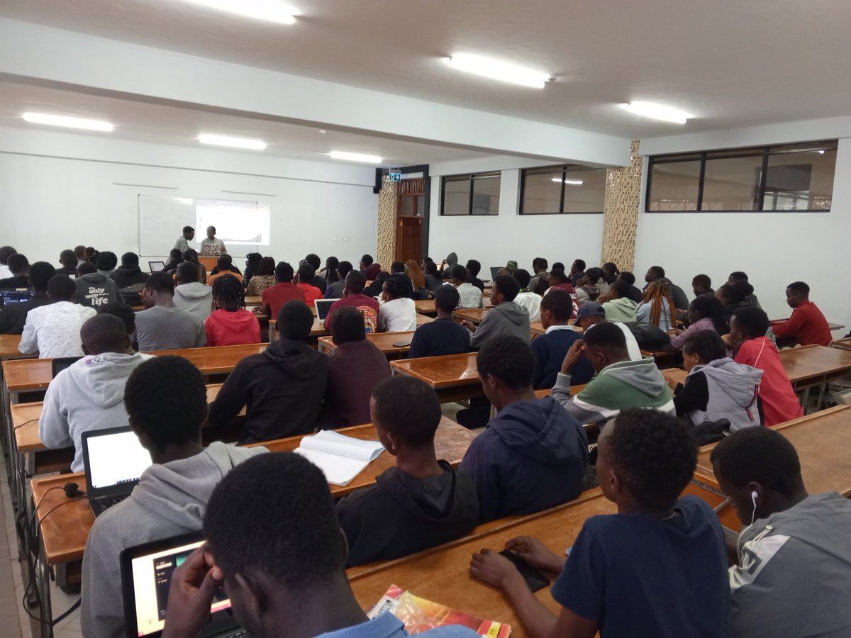 IoTwithNyaigoti's tweet photo. Yesterday I was honoured to be among the @mlsa_dekut team that organized the MLSA info session @DeKUTkenya. The event was a huge success witnessing a huge turn out with so much information shared.
MLSA dekut has more lined up for you ๐
#MLSA #MLSADeKUT #MLSAinfosession https://t.co/Nk2yuRszp5