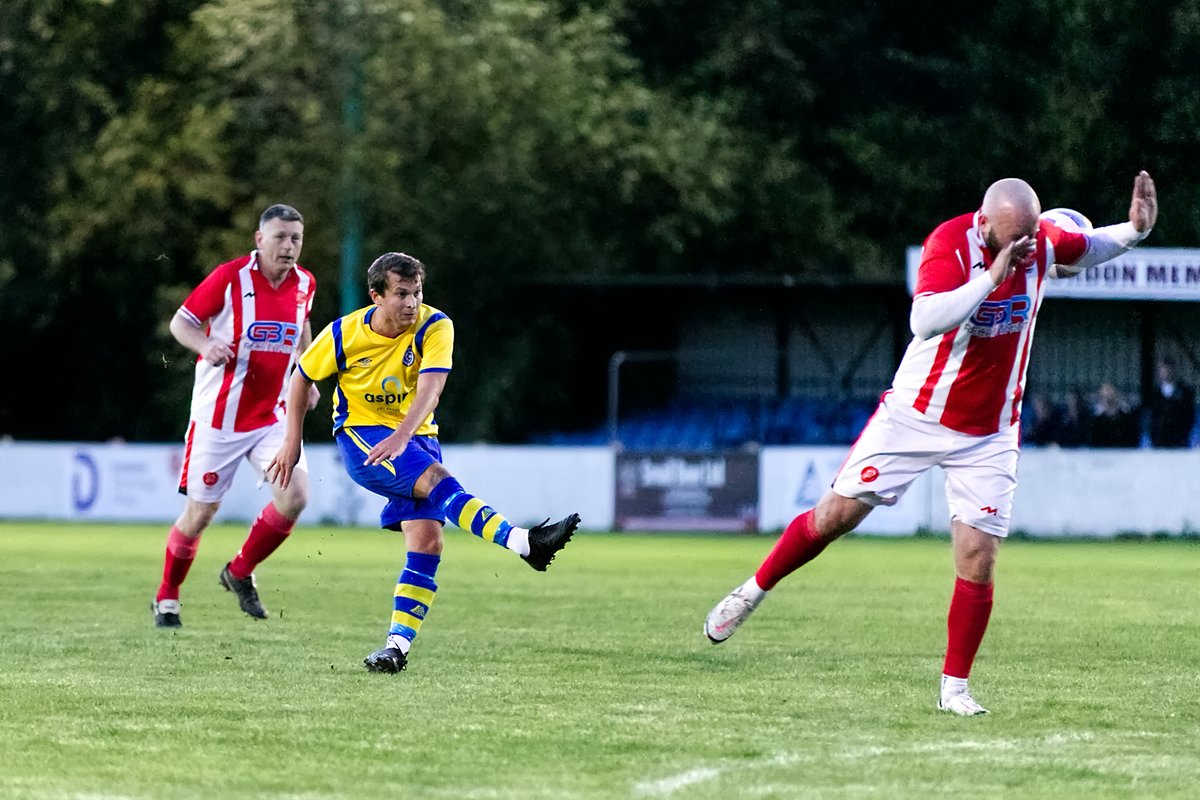 Steve W Davies photography tweet media