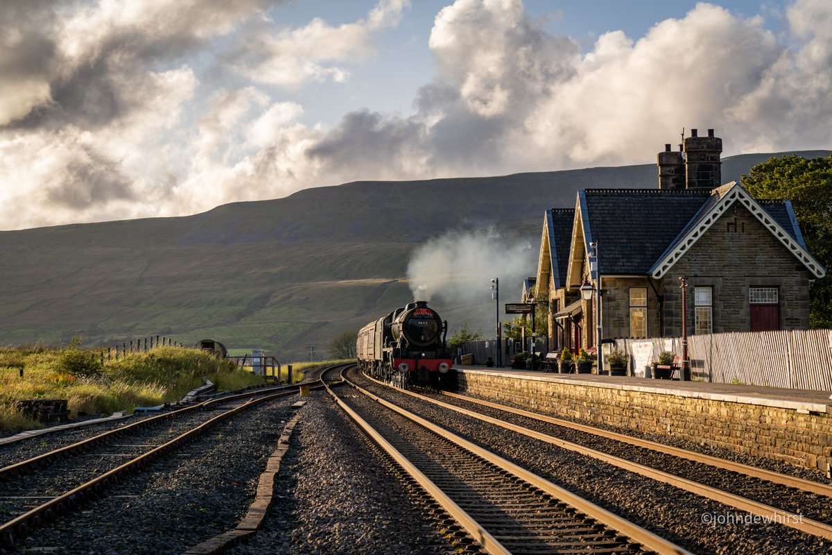 Ribblehead station with Whernside in the background. #YorkshireDales @foscl @westcoastrail @SettleCarlisle