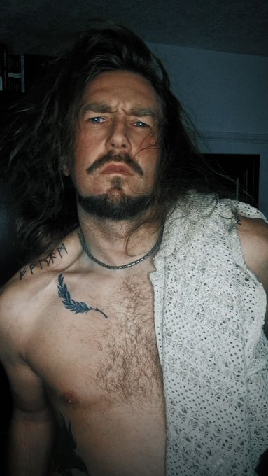 🖤 https://t.co/ZwyotbOxTM