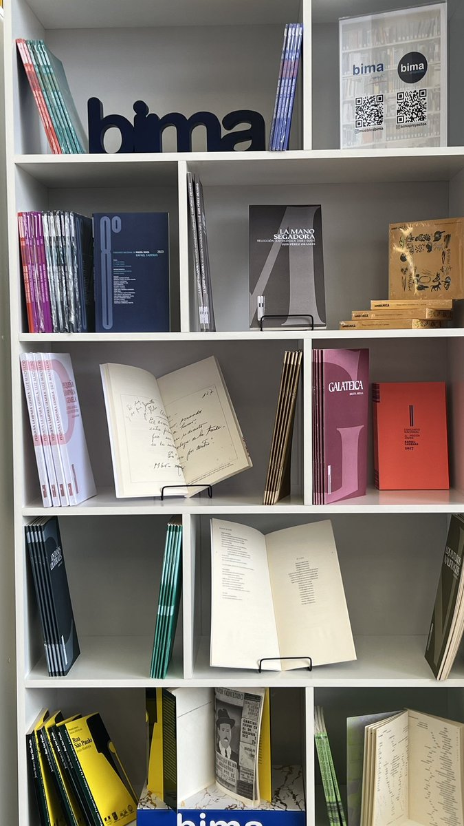 Los esperamos hoy y mañana en Parque Cerro Verde, donde se celebra el Festival del libro y la lectura.

Puedes consultar las publicaciones de la Fundación La Poeteca. 
También podrás adquirir el objeto de arte: <a href="/ProSonoramica/">Sonorámica</a>. 

 🧡