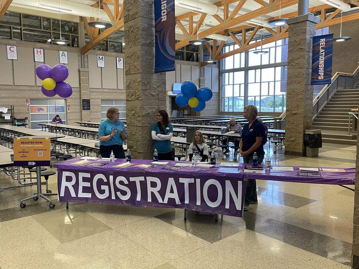 Y94Official's tweet image. Registration for #WalkToEndALZ at Liberty Middle School just started with #Y94!!