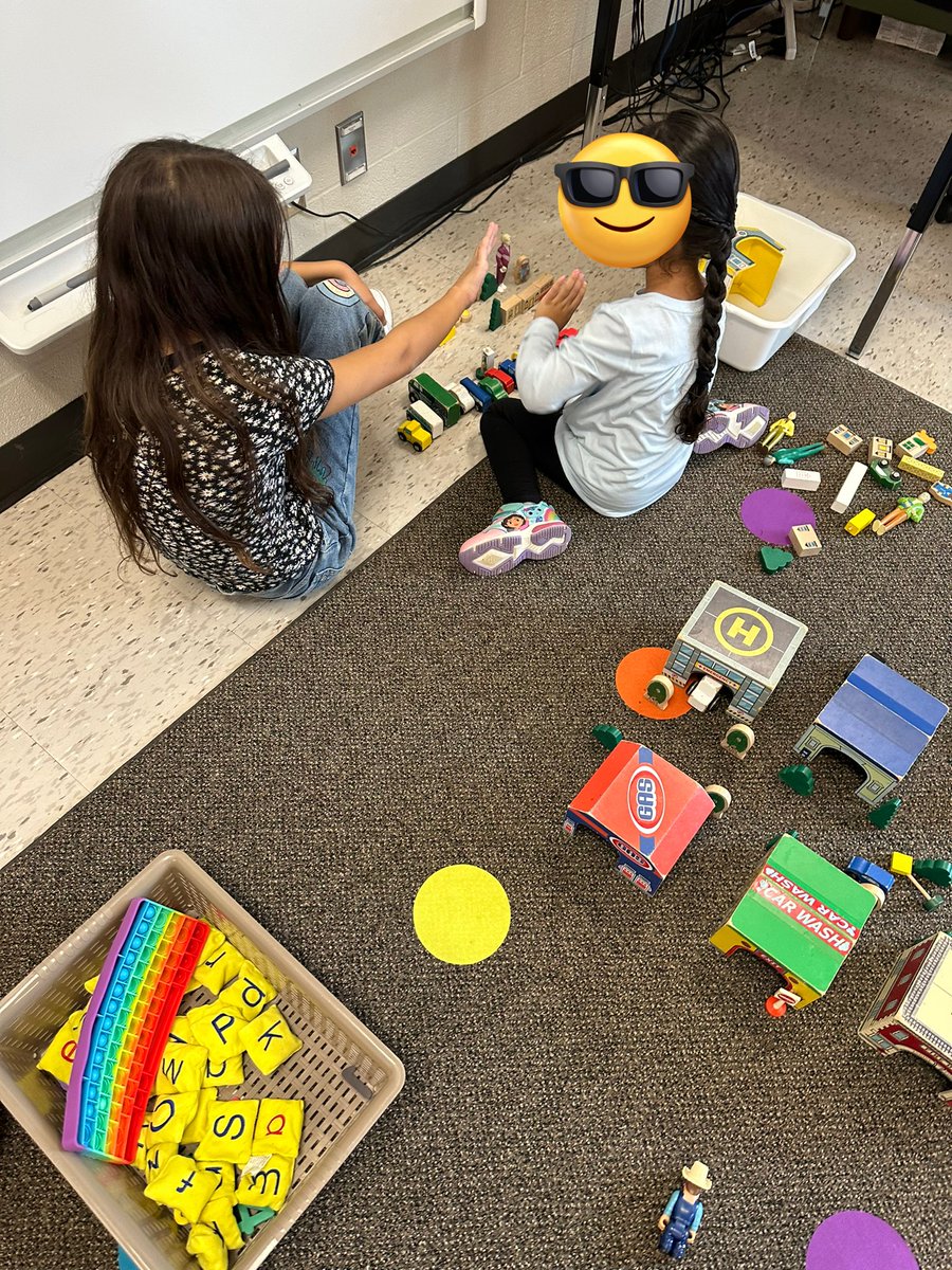 mrs_beadle's tweet photo. We had so much fun getting to know our new buddies and showing them some of our favourite centres @SACTVDSB ! Looking forward to a fun year of collaboration @MsAllely @LisaPaiva6 https://t.co/j8s57YyIXE