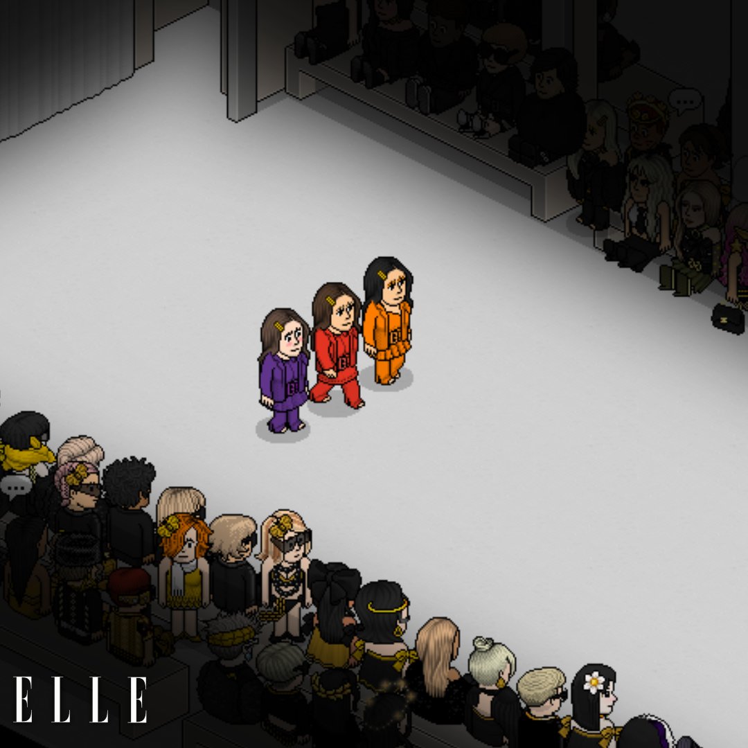 Donatella homenageou Gianni no 20º aniversário de sua morte com looks inspirados em suas criações icônicas, incluindo estampas de borboletas, cabeças da Medusa e alfinetes de segurança. Supermodelos deslumbraram na malha de corrente dourada de Gianni. Um tributo emocionante.