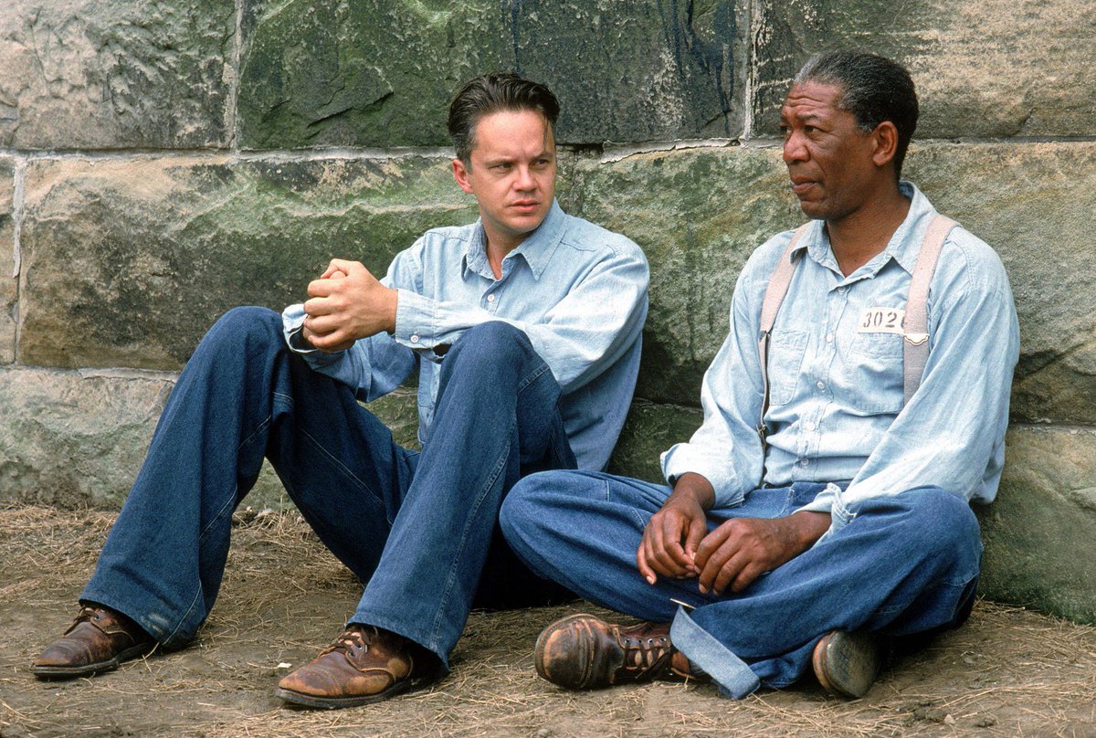 29 sene önce bugün: The Shawshank Redemption (Esaretin Bedeli) filmi yayınlandı. 

Efsane.