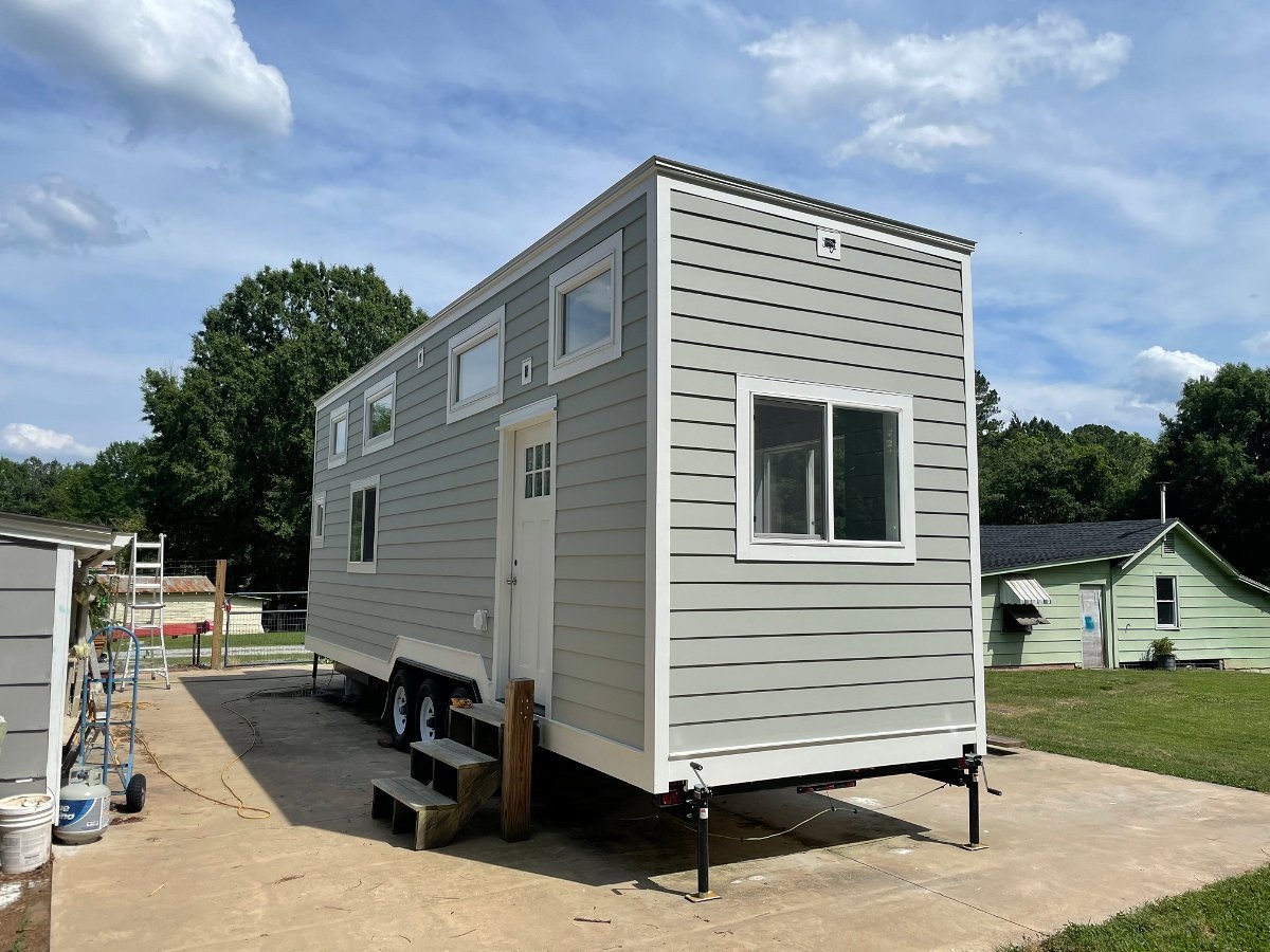 Tiny House Listings tweet media