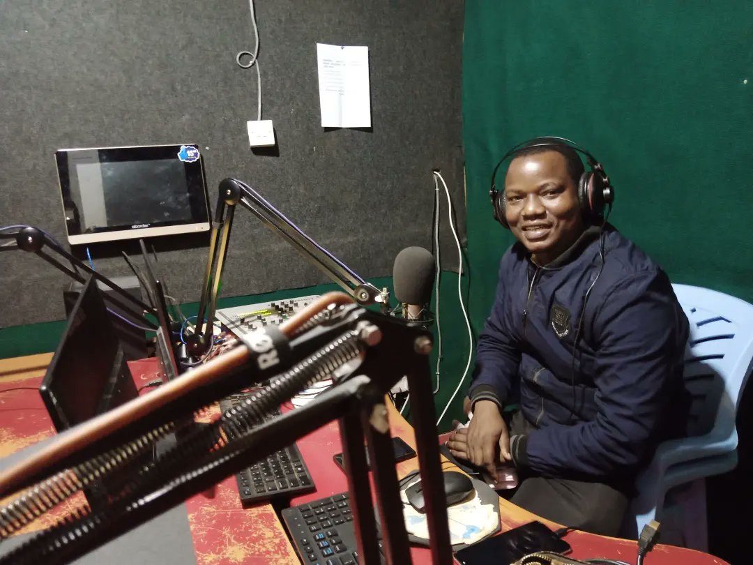 @kitulofmtz in Njombe region gets in-house editorial user training, for publishing, Editing and  how to share. They can  share their stories and reaching many people all over the world.

Project empowered by @vikesverkko <a href="/Ulkoministerio/">MFA Finland 🇫🇮</a> <a href="/tadiotanzania/">TADIO-Tanzania Development Information Org</a>
Facilitated by <a href="/amuarushita/">Amua Rushita</a>