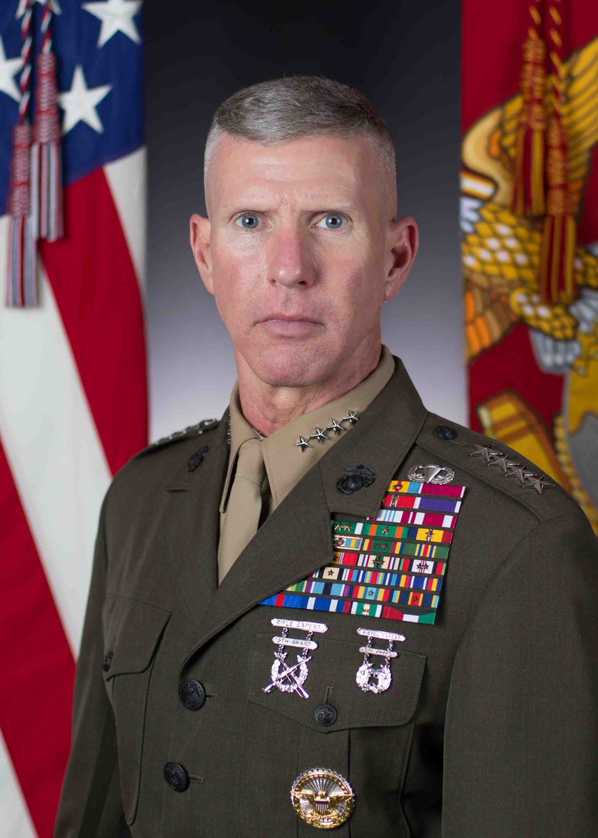 MARFORCOM's tweet image. Congratulations!

U.S. #MarineCorps, General Eric M. Smith, was sworn-in as the 39th Commandant of the Marine Corps by the @SecNav, the Honorable Carlos Del Toro on Sept. 22, 2023.

#USMC #SemperFi #MarinesoftheCorps #WhyTheMarines #CommandantoftheMarineCorps