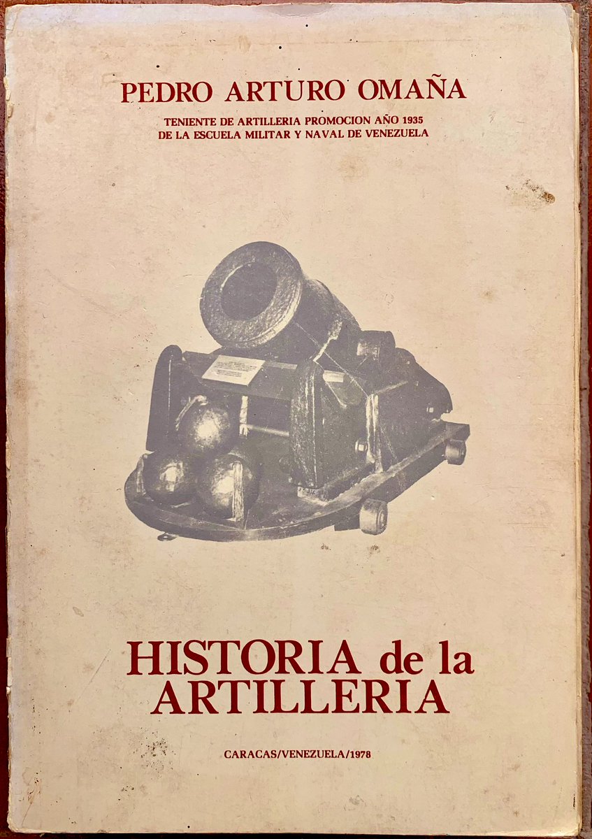 BATALLON DE ARTILLERIA de la División "CASTRO' de Guarnición en Valencia.
Nótese los cañones de Montaña sobre afustes y la variedad de uniformes tanto de los oficiales como de la tropa. Año de 1908. (Foto propiedad de la familia Párraga).

En: PEDRO ARTURO OMAÑA
(Véase 2da 📷)