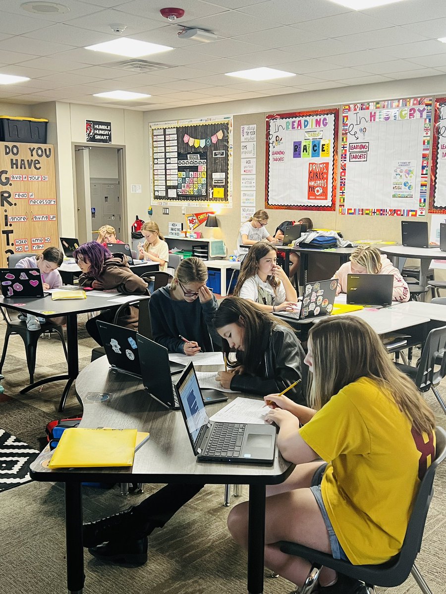 These 6th graders nailed writing this week! 🔨 We focused on narrative vocabulary & elements as we analyzed mentor texts in order to prepare for our character sketch unit. Super proud of all my writers!! ✏️👏🏻

#iteachsixth #elateacher #desotointermediate #WeAreADM