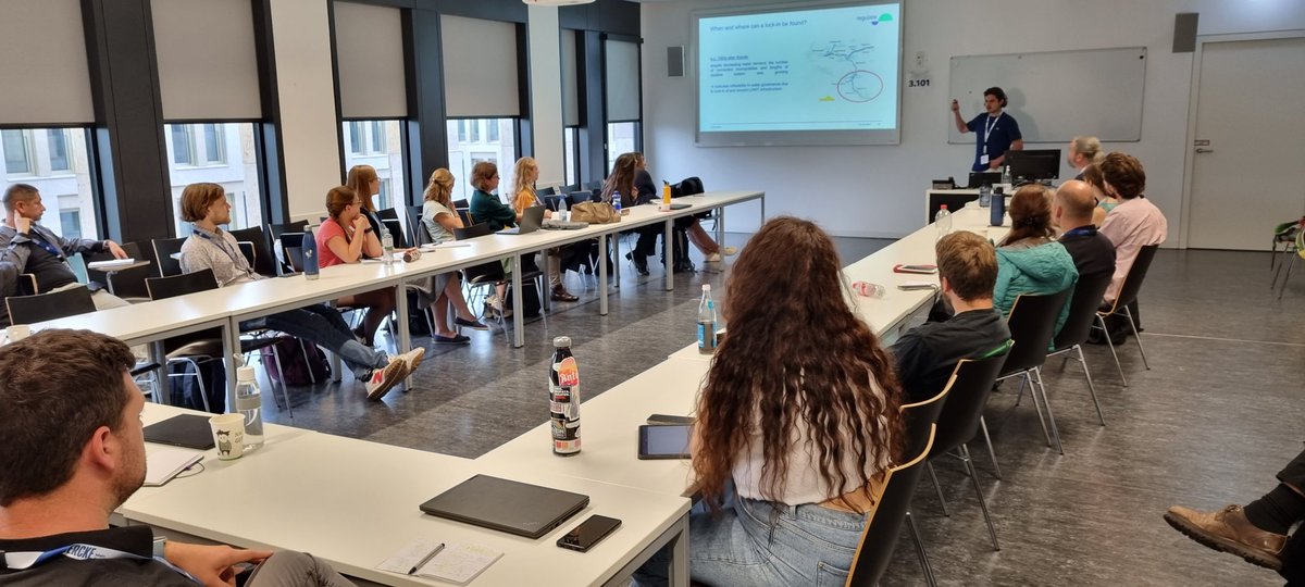 chifflard's tweet photo. Together with Martin Reiss @hsgeisenheim and Daniela Triml-Chifflard @Uni_MR organised two sessions at the German Congress of #Geography on #climatechange and #water #conflicts with diverse contributions and stimulating discussions @chifflard https://t.co/xj1oPNIzR4