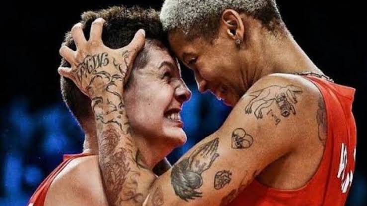 Galibiyet serisi 21 maça çıktı.
#FileninSultanları

🇹🇷 3-1  🇯🇵 
🇹🇷 3-0 🇧🇷
🇹🇷 3-1 🇦🇷
🇹🇷 3-1 🇵🇪
🇹🇷 3-0 🇧🇬
🇹🇷 3-0 🇵🇷
🇹🇷 3-2 🇷🇸
🇹🇷 3-2 🇮🇹
🇹🇷 3-0 🇵🇱
🇹🇷 3-1 🇧🇪
🇹🇷 3-0 🇩🇪
🇹🇷 3-0 🇬🇷
🇹🇷 3-1 🇨🇿
🇹🇷 3-0 🇦🇿
🇹🇷 3-0 🇸🇪
🇹🇷 3-1 🇨🇳
🇹🇷 3-1 🇺🇸
🇹🇷 3-0 🇮🇹
🇹🇷 3-0 🇭🇷
🇹🇷 3-0 🇧🇷
🇹🇷 3-0 🇹🇭