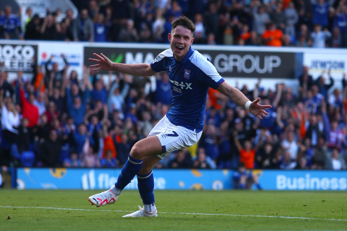 Ipswich Town tweet media