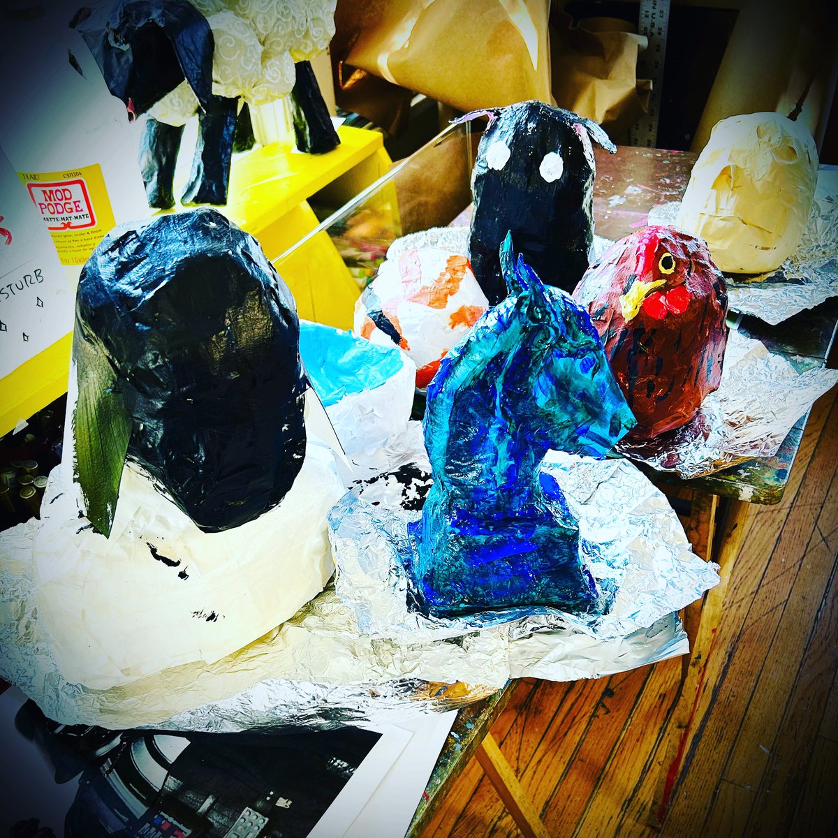 😃🖌️🎨 Papier-mâché projects from our Fall One Session in progress! <a href="/ksofarocks/">Kaleidoscope School of Fine Art</a>