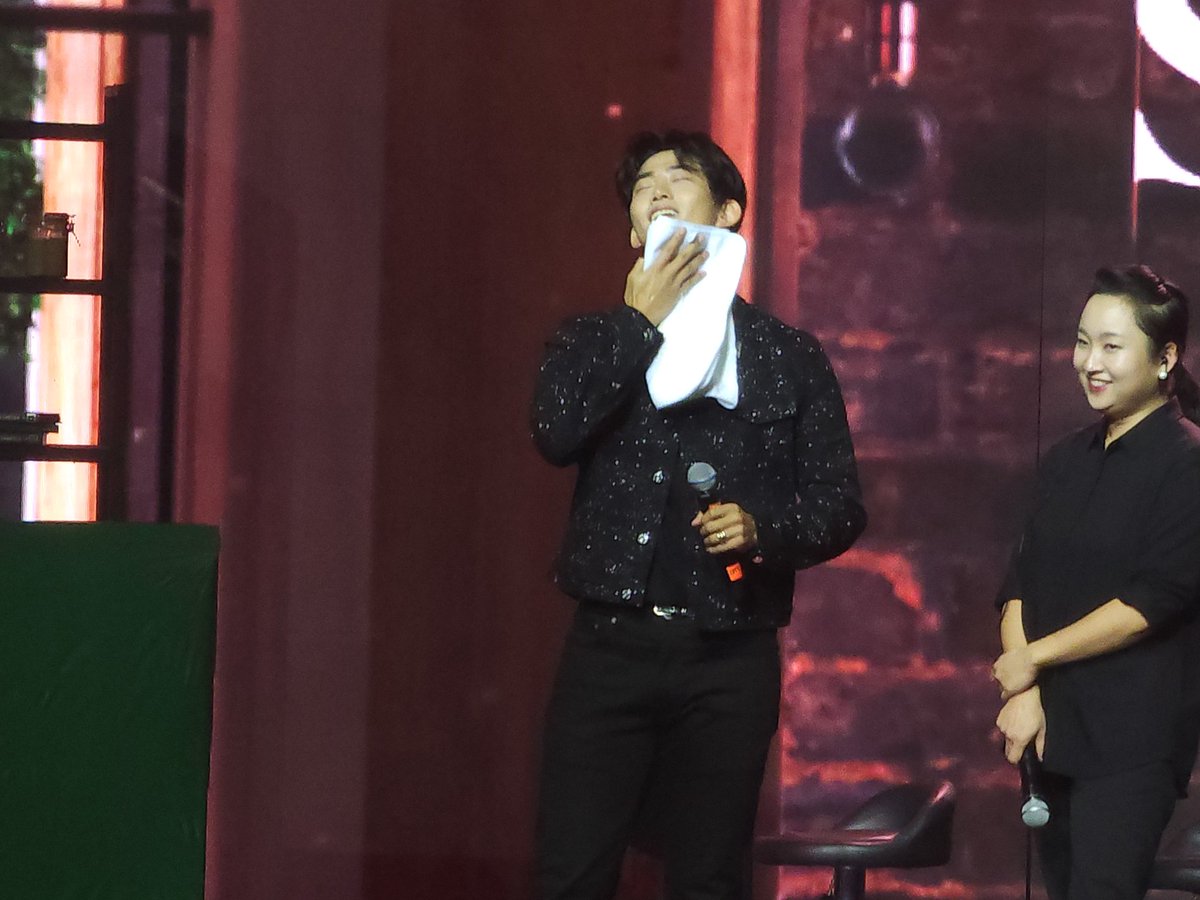 It's really HOT in Manila!

#OKTAECYEONinMNL2023 #SpecialTYinManila #OkTaecyeon #TAECYEON