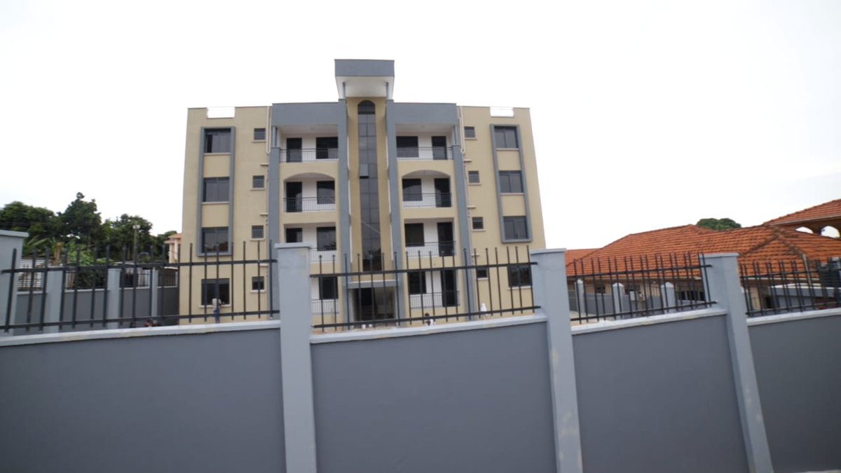 5star_Propertie's tweet photo. @jessica_alupo @KagutaMuseveni @adoniaayebare @UgandaMFA @GovUganda @UgandaMediaCent @GCICUganda Condominium apartments for sale in kulambiro 
2 bedrooms 230m 
1 bedroom 165m 
Call or WhatsApp on 
0701965770 https://t.co/IgJLFH9uE7
