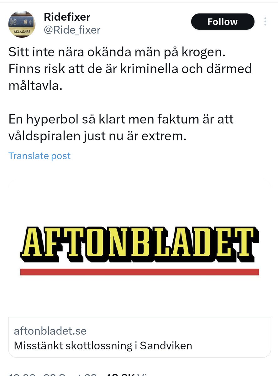 swussian's tweet photo. Det är verkligen intressant hur det blir när KILLAR börjar känna att de behöver tänka "oj jag kanske inte ska sitta bredvid män jag inte känner". Alltså sånt tjejor alltid tänkt på. https://t.co/g87h0OVMy3