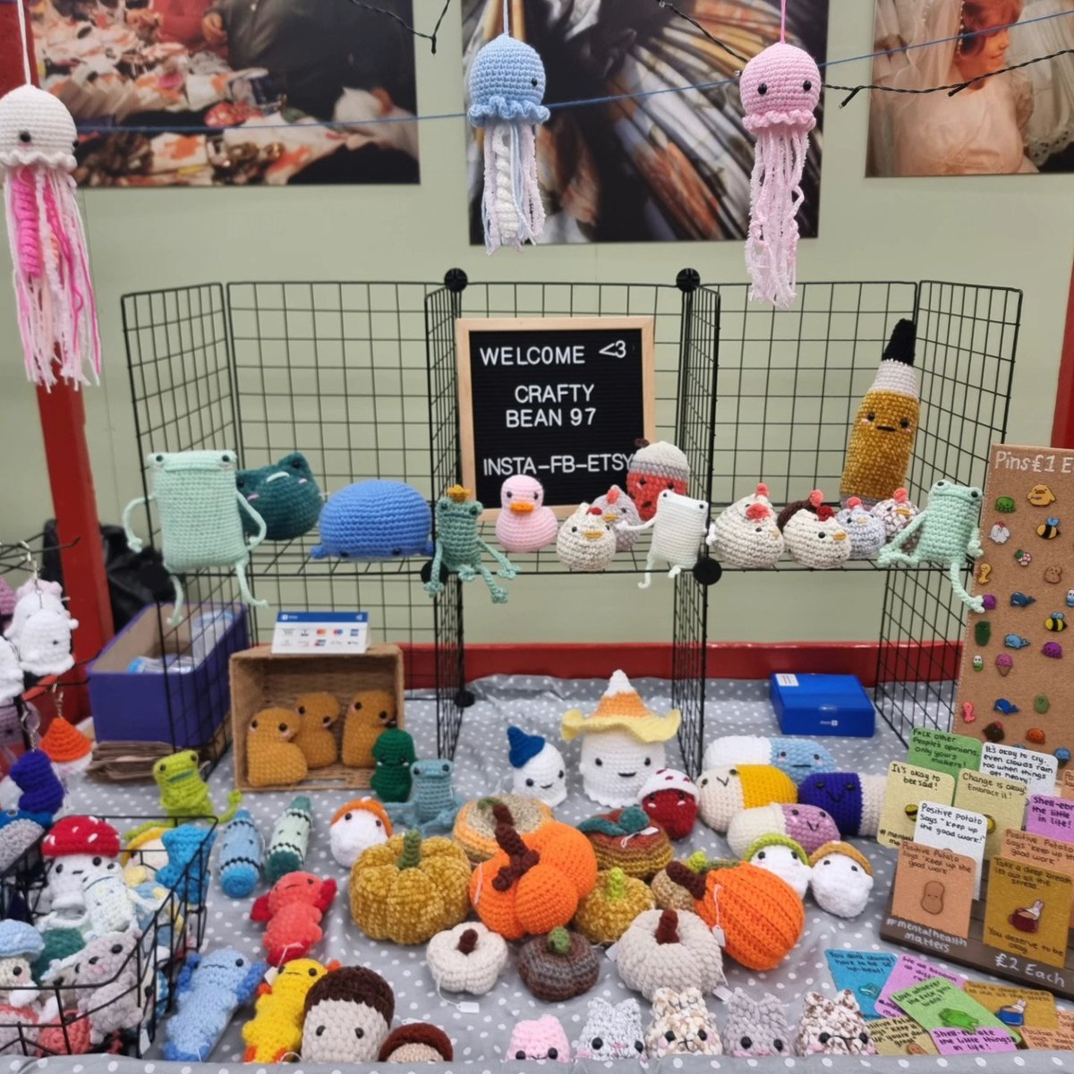 BarrasGlasgow's tweet image. Crafty Bean
 
That's me All set up for a fun day at the @barras_market 

My stock levels are low this week but still plenty of cute creations that need loving homes!

I'll be here 10-4 today

Have a good weekend!

#barrasmarketscenes #cutecreations #crochetersofinstagram