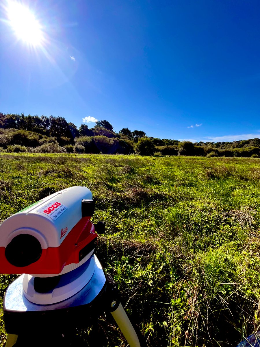 Blacky_Himself's tweet image. Surveying on the Isle of Wight for a river restoration, floodplain reconnection, and wetland creation project.

Potentially making the site ready for something else! 🦫 
#WeekendWorking
#BuildBackWetter