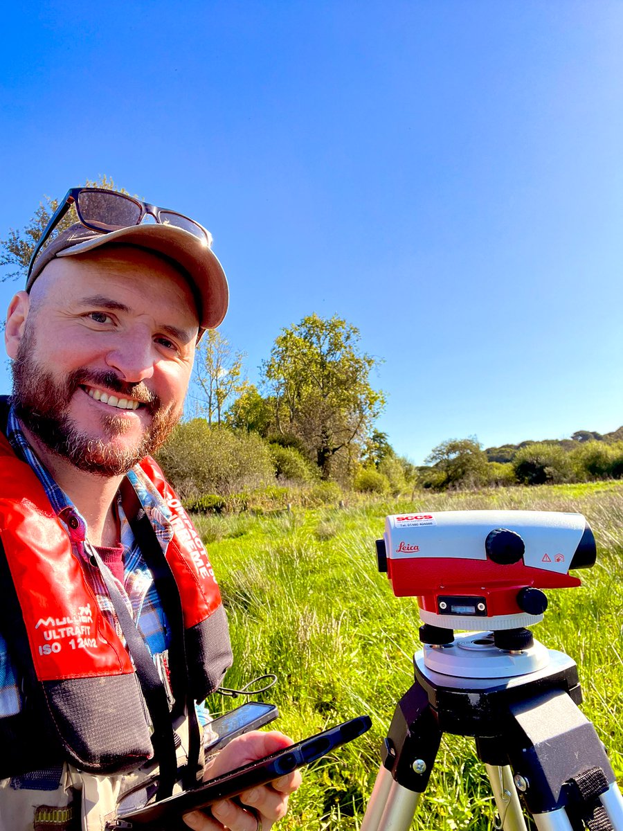 Blacky_Himself's tweet image. Surveying on the Isle of Wight for a river restoration, floodplain reconnection, and wetland creation project.

Potentially making the site ready for something else! 🦫 
#WeekendWorking
#BuildBackWetter