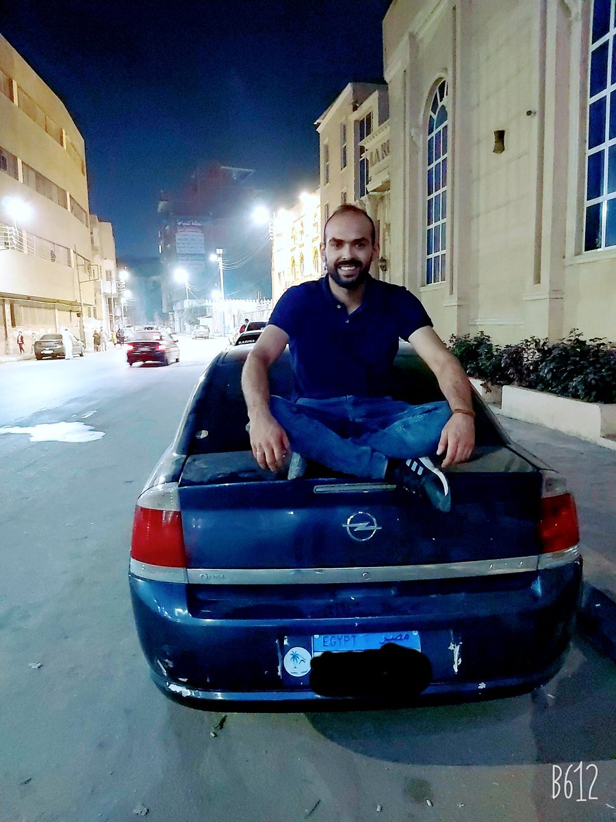 ahmadhashad's tweet photo. 🖤🖤 https://t.co/6IWrQG7GN4