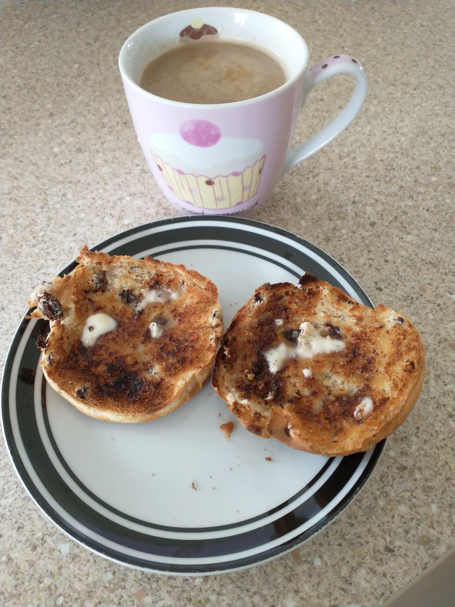 DianeElleray's tweet photo. Nothing better than a toasted teacake mid morning when I've finished my house clean https://t.co/n3nBPFJUK2