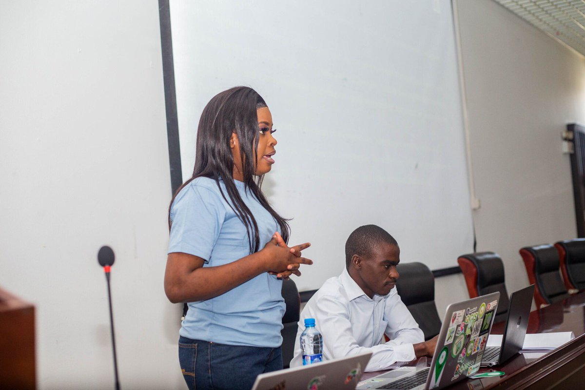 edith_namusamba's tweet photo. Unveiling open mapping for sustainable development in Zambia!

Sincere thanks to @youthmappers @NasileleAmaten1  from @hotosm @CharleChilufya from @localsmappers @PATRICKMWEETWA1 from YUNA Zambia and  @chabotaM4 from OSM/ODL-Zambia https://t.co/pBOL32Qqcq