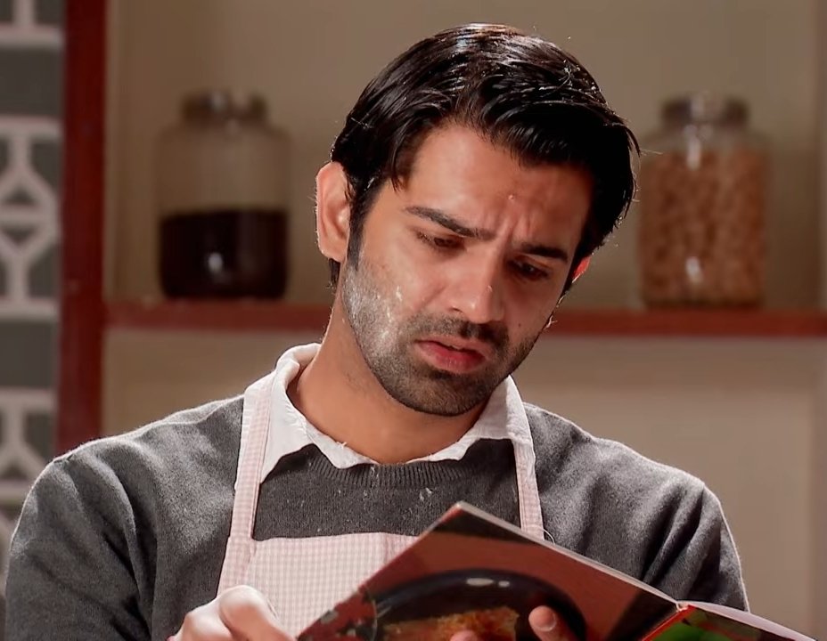 fictionsftw's tweet image. men make jalebis for their favourite women