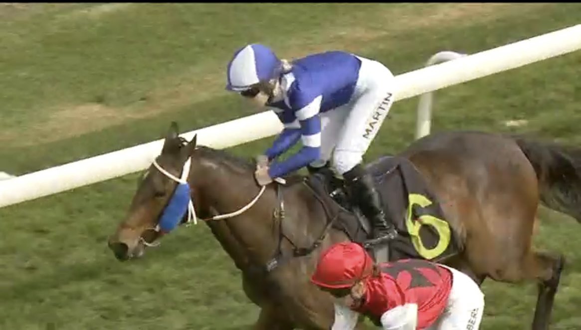 A <a href="/newtownrlfc/">Newtown Jets</a> double <a href="/ThoroughbredPk/">Thoroughbred Park</a> today. For Barry Cotter and the syndicate owners we know this has been a long time coming but it was a huge thrill for us <a href="/CollingsRacing/">Scott Collings Racing</a> to achieve this result. <a href="/MartinTeaghan/">Teaghan Martin</a> and <a href="/nisbet_kayla/">Kayla Nisbet</a> at their very best leading all the way on both!