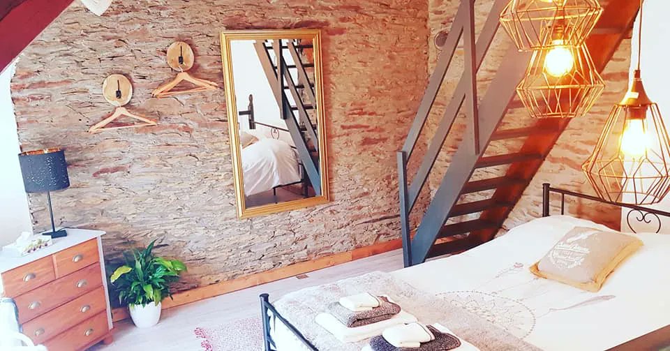 GiteWorld's tweet photo. La Maison De Bella, a charming cottage with lovely garden views offers itself to couples with an additional double sofa bed in the lounge for up to 2 children. https://t.co/4ITwYlI3ic  
.
#giteworld #gite #gites #gitesinfrance #frenchgites #france #frenchproperty #holidayrentals https://t.co/gpL9nTeWTG