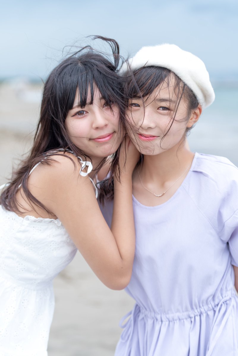 CABIN85's tweet image. +give/Rockets
non(のん)ちゃん（左）
(@nonpi_RKModels)
來未(くるみ)ちゃん（右）
(@minami_RKModels)
『海 de LIVE &amp;amp; 撮影会』 
セッション撮影 
ひたちなか市 阿字ヶ浦海岸 20230923

ひっついてもらいました～🥰
#give #ギブ #RocketsModels
#non #のん #JC3　
#來未 #くるみ #JC1？