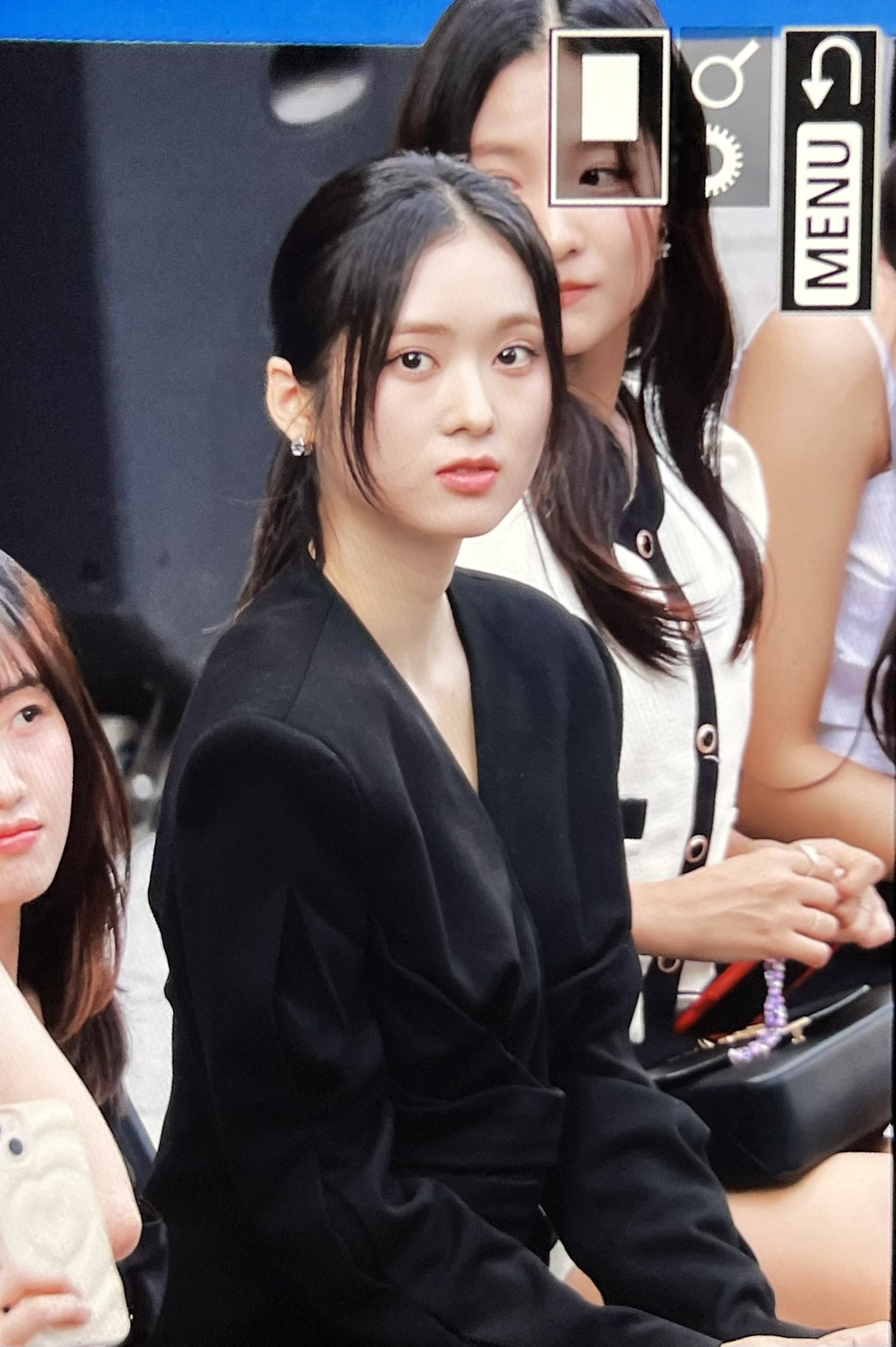 F6tM4gTa8AAm1da?format=jpg&name=large