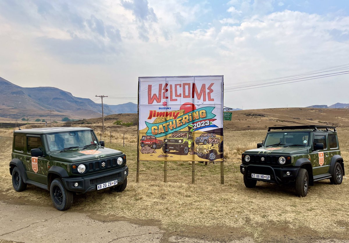 KalahariProject's tweet photo. Jimny Gathering time with @Suzuki_ZA! Ours have made the journey all the way from the Kalahari to Clarens. Amazing to see hundreds of Jimny’s in and around the town. https://t.co/wBMmcSN13R