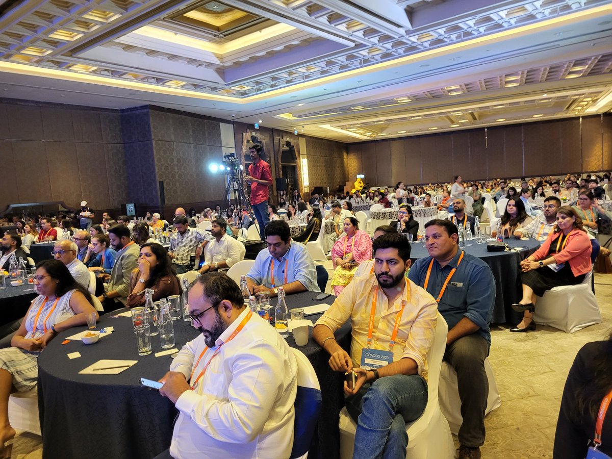 abealjoy's tweet photo. Packed house for @mandybedi &amp; @S_Diksha
@PRAXISInd #PRAXIS10 https://t.co/JVe5jptkMb